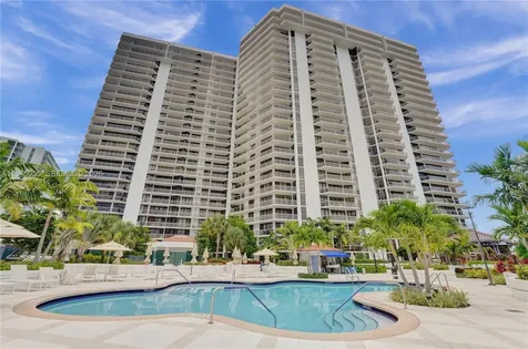 20281 E Country Club Drive Aventura FL 33180