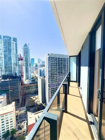 398 NE 5th Street Miami FL 33132