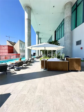 398 NE 5th Street Miami FL 33132
