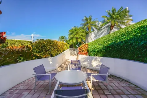7934 West Drive North Bay Village FL 33141