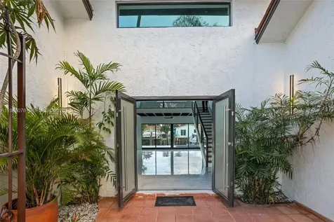 340 SE 13th Avenue Pompano Beach FL 33060