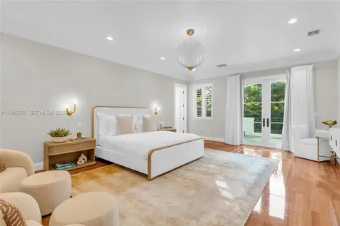 7426 SW 49th Place Miami FL 33143