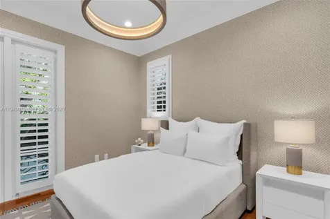 7426 SW 49th Place Miami FL 33143