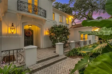 7426 SW 49th Place Miami FL 33143