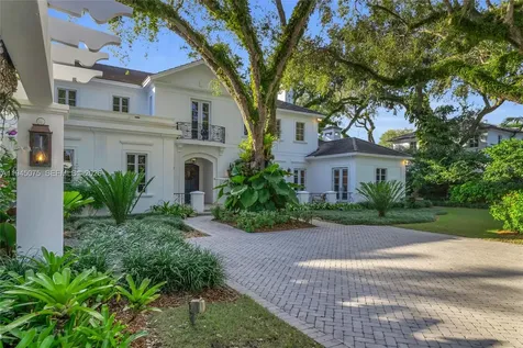 7426 SW 49th Place Miami FL 33143