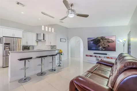 9526 SW 155th Avenue Miami FL 33196