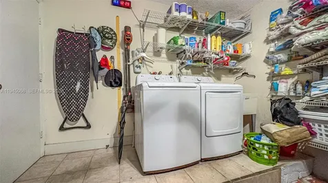 9526 SW 155th Avenue Miami FL 33196