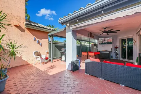9526 SW 155th Avenue Miami FL 33196