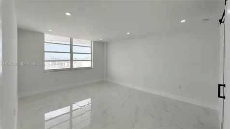 2750 NE 183rd Street Aventura FL 33160
