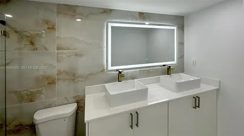 2750 NE 183rd Street Aventura FL 33160