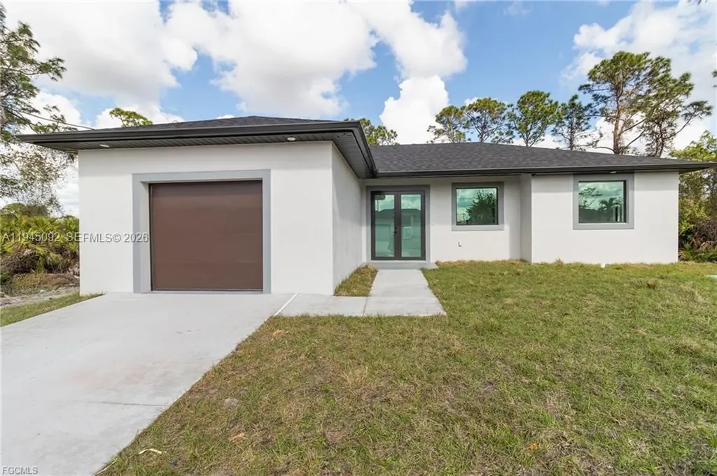 3004 2nd Street W Lehigh Acres FL 33971