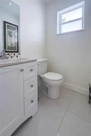 2600 Diana Drive Hallandale Beach FL 33009