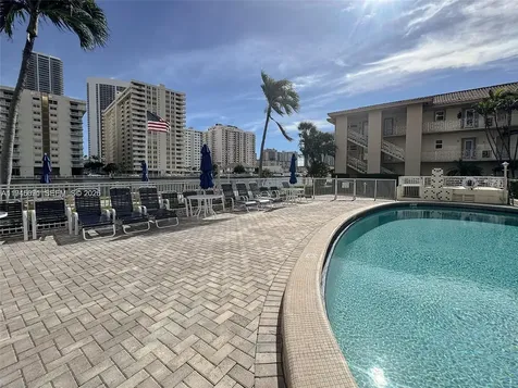 2600 Diana Drive Hallandale Beach FL 33009