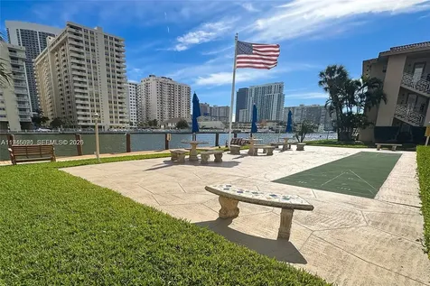 2600 Diana Drive Hallandale Beach FL 33009