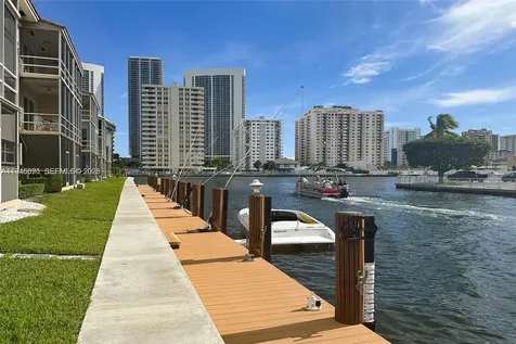 2600 Diana Drive Hallandale Beach FL 33009