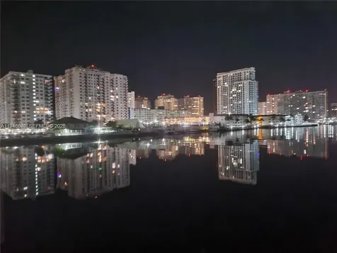 2600 Diana Drive Hallandale Beach FL 33009