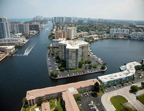 2600 Diana Drive Hallandale Beach FL 33009