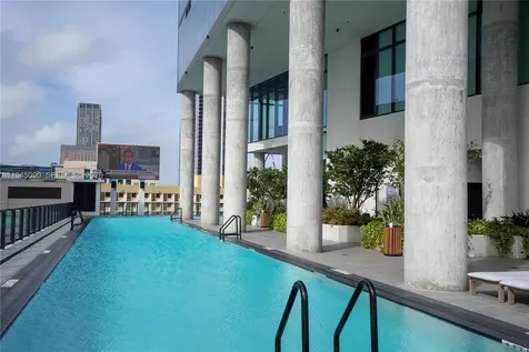 398 NE 5th Street Miami FL 33132