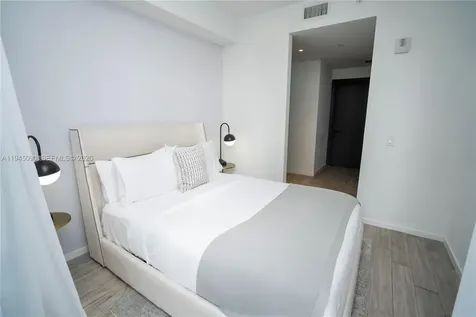398 NE 5th Street Miami FL 33132