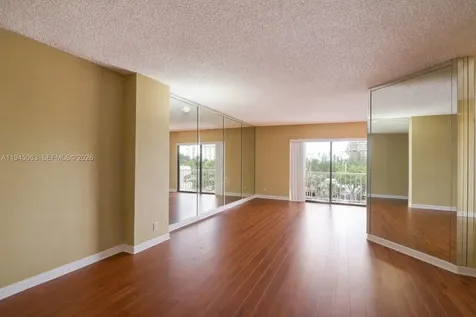 1650 NE 115th Street Miami FL 33181
