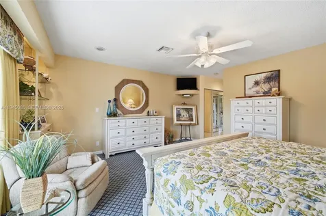 1431 S Ocean Boulevard #95 Lauderdale By The Sea FL 33062