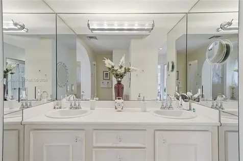 1431 S Ocean Boulevard #95 Lauderdale By The Sea FL 33062