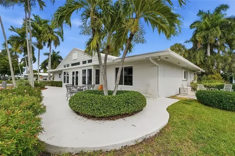 1431 S Ocean Boulevard #95 Lauderdale By The Sea FL 33062