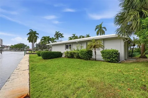 1431 S Ocean Boulevard #95 Lauderdale By The Sea FL 33062