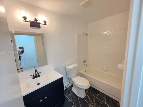 5307 NW 93rd Avenue Sunrise FL 33351