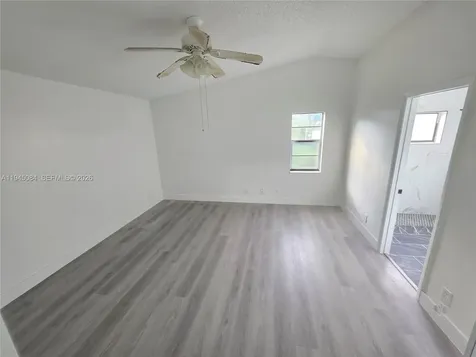 5307 NW 93rd Avenue Sunrise FL 33351