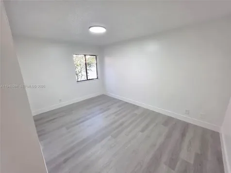 5307 NW 93rd Avenue Sunrise FL 33351