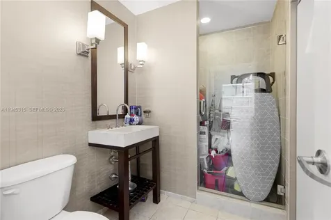 60 SW 13th Street Miami FL 33130
