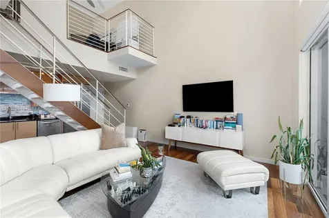 60 SW 13th Street Miami FL 33130