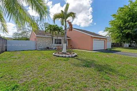 1747 N Goldeneye Lane Homestead FL 33035