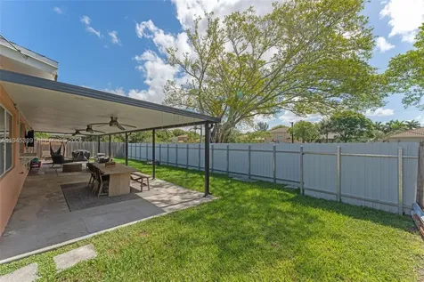 1747 N Goldeneye Lane Homestead FL 33035