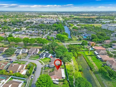 1747 N Goldeneye Lane Homestead FL 33035