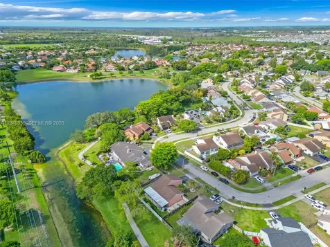 1747 N Goldeneye Lane Homestead FL 33035