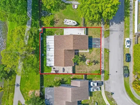 1747 N Goldeneye Lane Homestead FL 33035