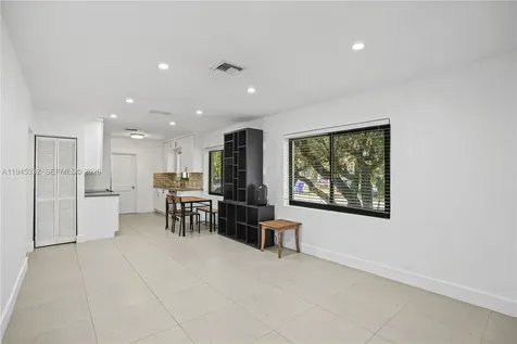 2290 SW 2nd Terrace Miami FL 33135