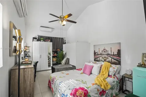 2290 SW 2nd Terrace Miami FL 33135