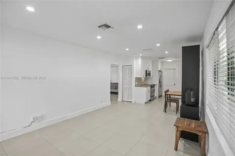 2290 SW 2nd Terrace Miami FL 33135
