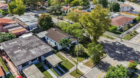 2290 SW 2nd Terrace Miami FL 33135