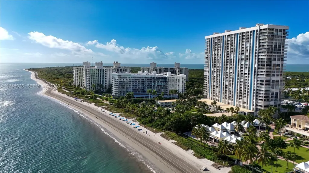 881 Ocean Drive Key Biscayne FL 33149