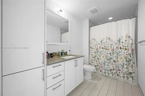 999 SW 1st Avenue Miami FL 33130