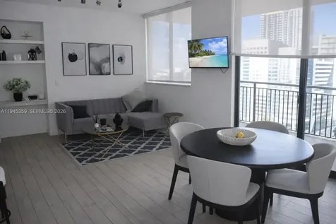 999 SW 1st Avenue Miami FL 33130