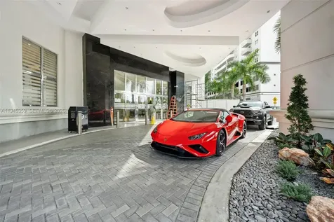 999 SW 1st Avenue Miami FL 33130