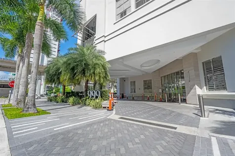999 SW 1st Avenue Miami FL 33130