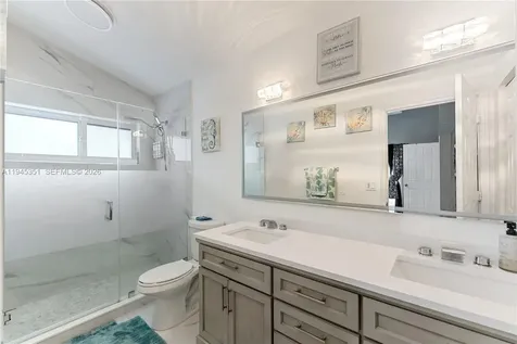 7527 SW 6th Court North Lauderdale FL 33068