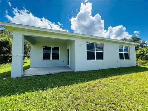 2812 49th Street SW Lehigh Acres FL 33974