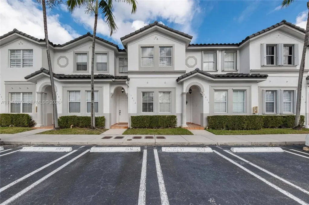 5560 NW 107th Avenue Doral FL 33178